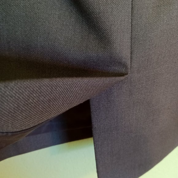 Anne Klein Suit. Straight Skirt - Size 12 - Picture 3 of 3